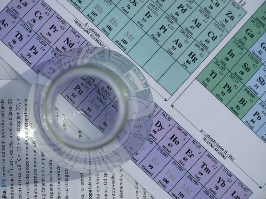 Laboratory glassware